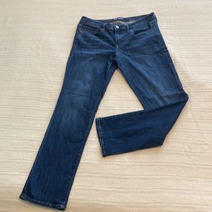 ✨ Gap Classic Straight Denim Jeans